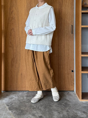 ROBE de PEAU / CAMILLE WOOL TUCK PANTS (CAMEL)