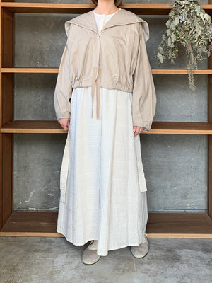 【SALE】qiri / embroidery jacquard one-piece (キナリ)
