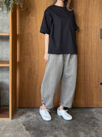 UNIVERSAL TISSU / ナチュラルタイプライター BIGポケットPO（クロ）