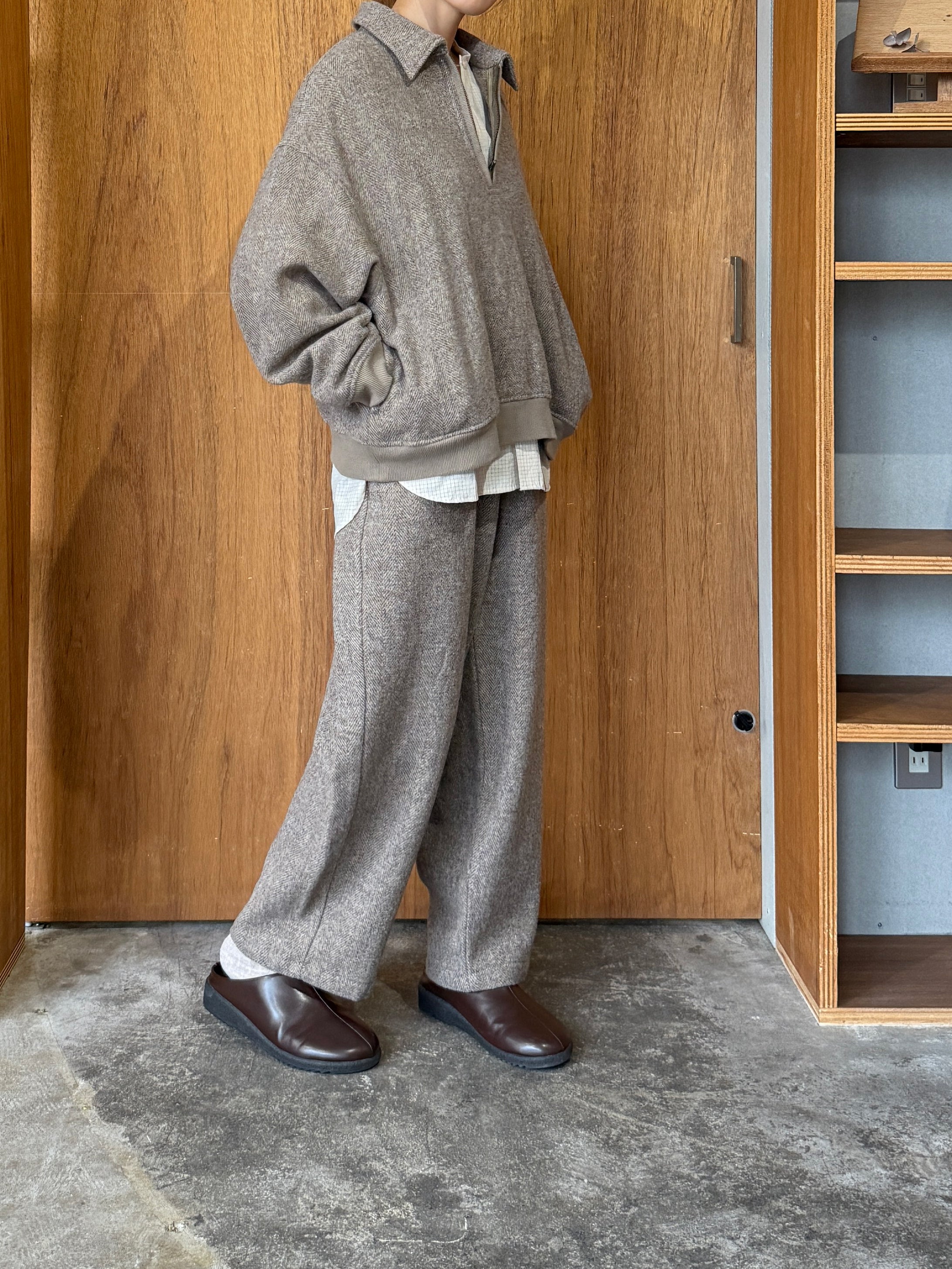 TISSU / オリジナルウールヘリンボン ハーフジップブルゾン（ベージュヘリンボン）