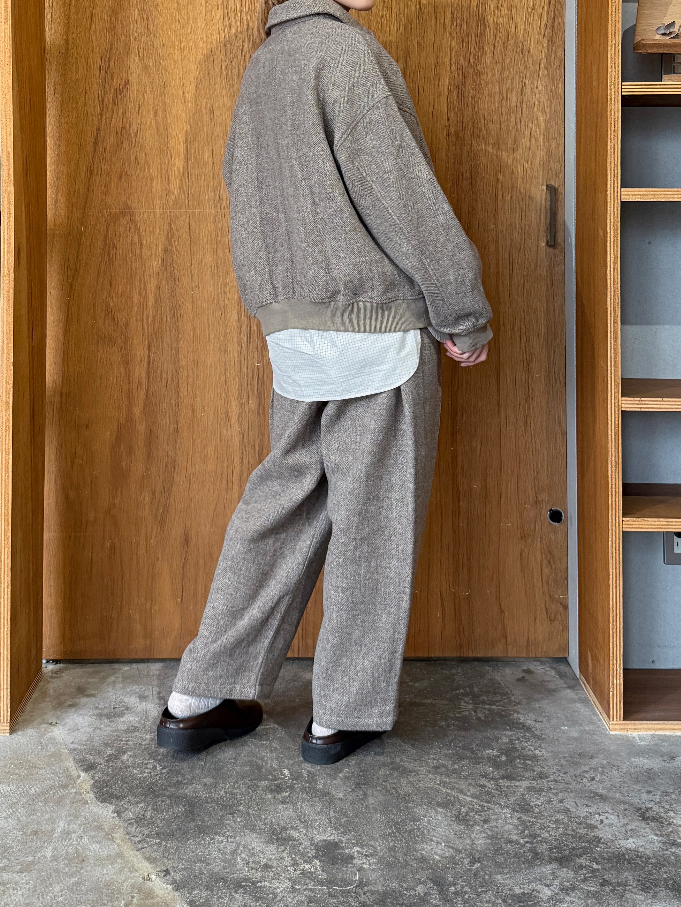 TISSU / オリジナルウールヘリンボン ハーフジップブルゾン（ベージュヘリンボン）