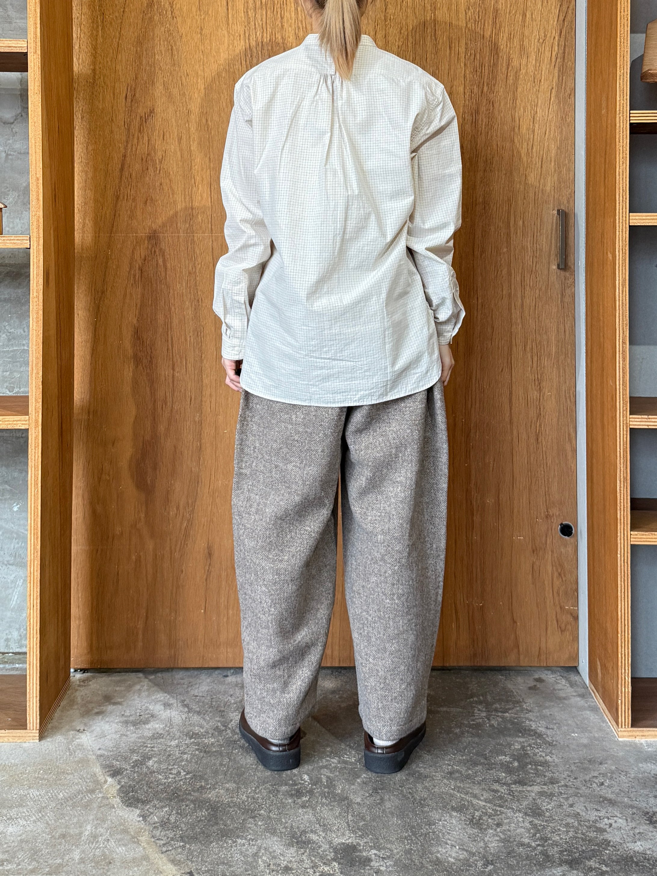 TISSU / オリジナルウールヘリンボン バルーンPT（ベージュヘリンボン）