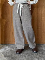 TISSU / オリジナルウールヘリンボン バルーンPT（ベージュヘリンボン）