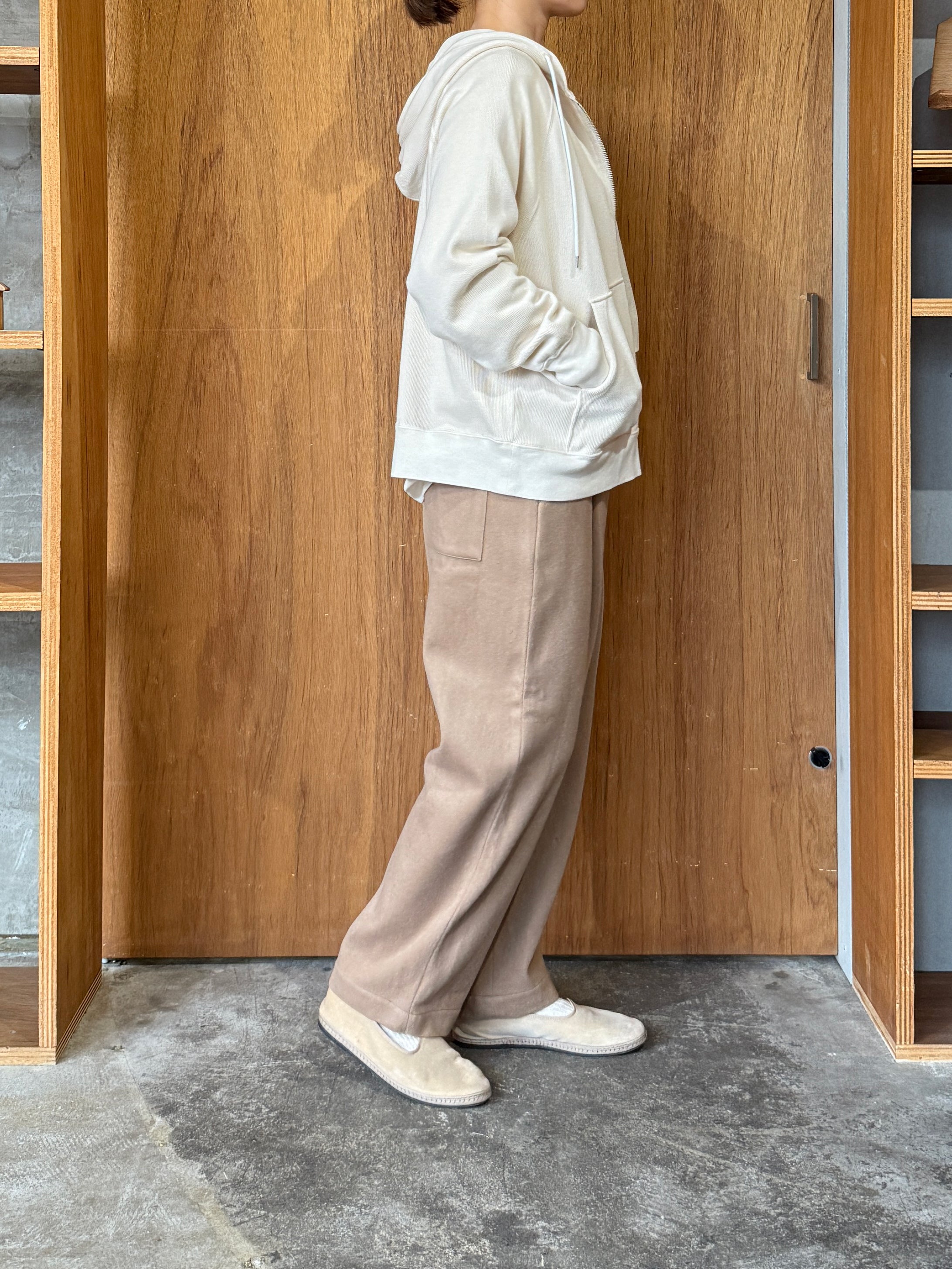 TISSU / カシミヤビーバー タックストレートPT（モカ）