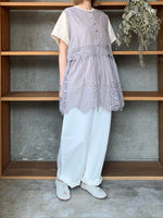 【SALE】tumugu / カットワークレース 2wayノースリチュニック（GRAY）