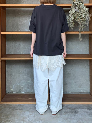 【SALE】tumugu / カットワークレース 2wayノースリチュニック（IVORY）