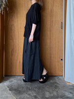 Vlas Blomme / Linen Plainstitch シルケット 後ろ切り替え 半袖プルオーバー (Black)