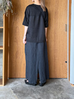 Vlas Blomme / Linen Plainstitch シルケット 後ろ切り替え 半袖プルオーバー (Black)