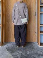 UNIVERSAL TISSU /  綿麻起毛ツイル ギャザースリーブブラウス（モカ）