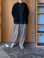 UNIVERSAL TISSU /  フレンチメリノ Vネックカーディガン（クロ）