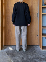 UNIVERSAL TISSU /  フレンチメリノ Vネックカーディガン（クロ）