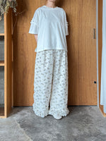 UNIVERSAL SEVEN / クラシック天竺 ショルダーフリルTシャツ（シロ×シロ）