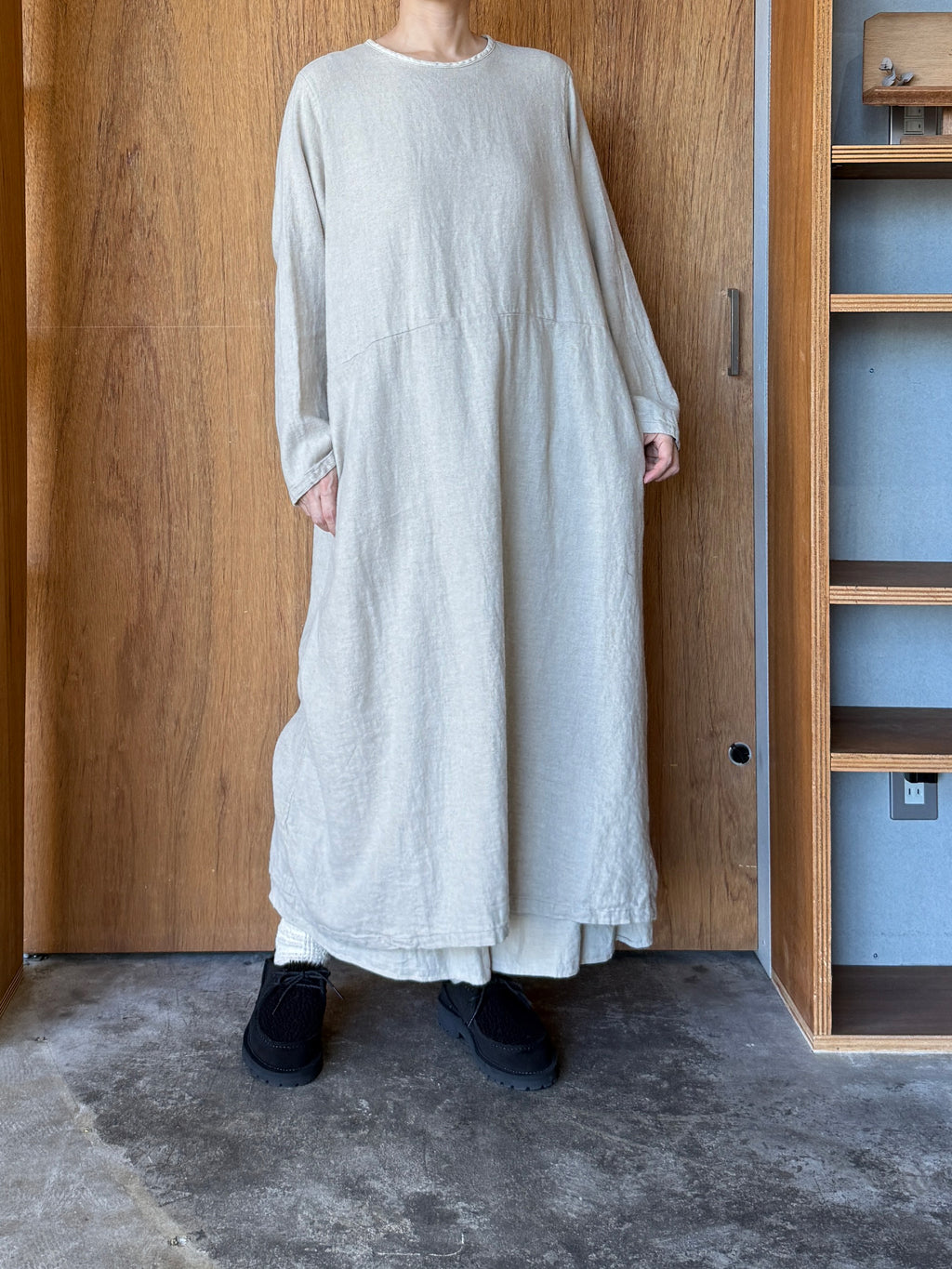 Vlas Blomme / Brushed Linen Cotton ドレス(Natural)