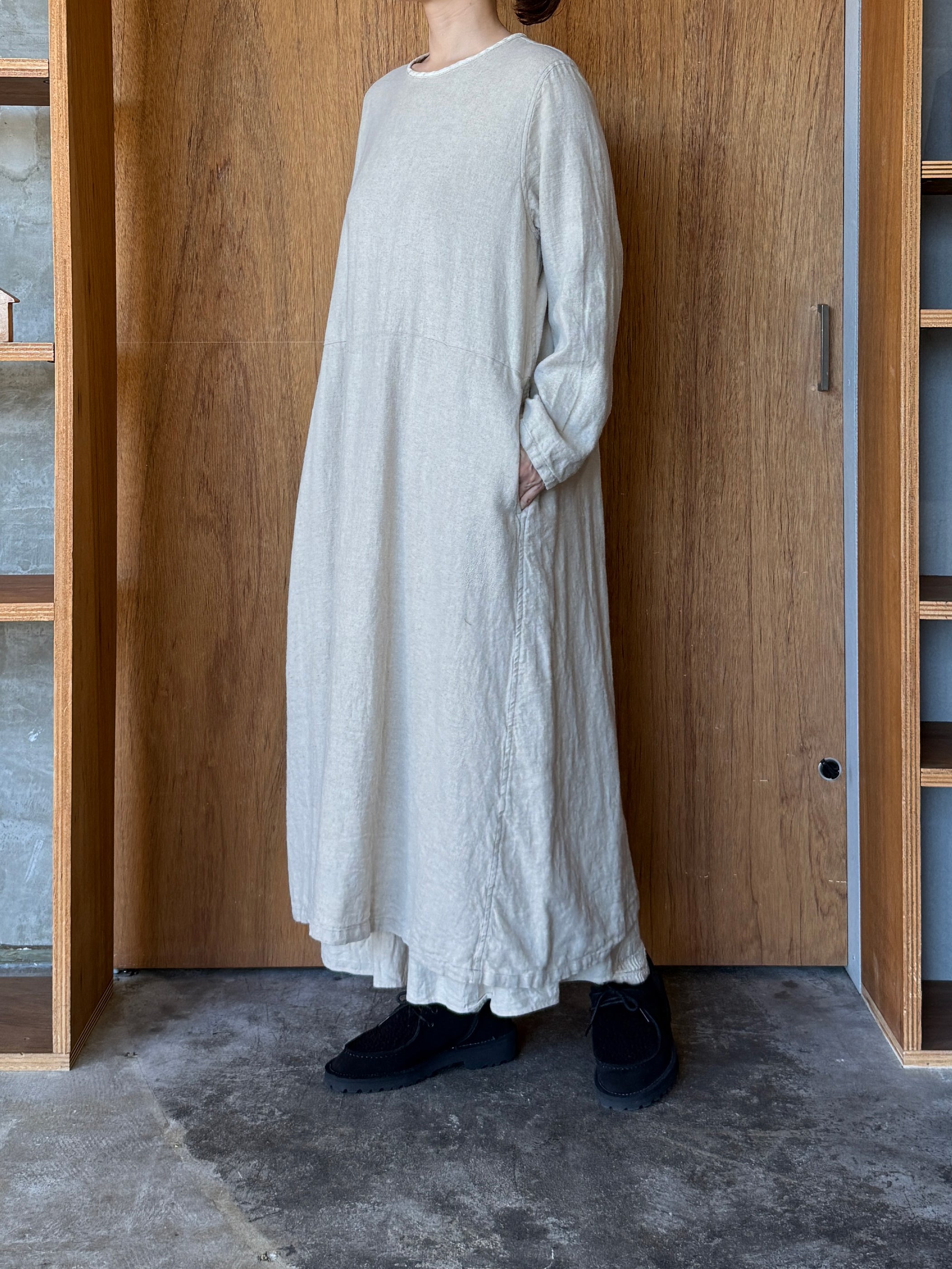 Vlas Blomme / Brushed Linen Cotton ドレス(Natural)