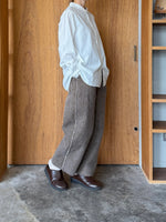 qiri / Denim fleece needle punch curve pants (ブラウン)