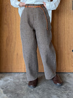qiri / Denim fleece needle punch curve pants (ブラウン)