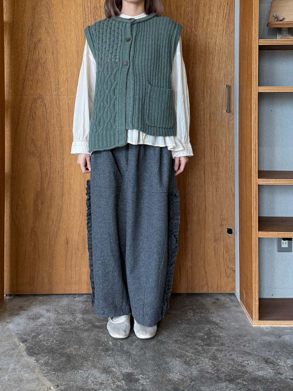 tumugu / ミックスケーブルユニット 2wayベスト（GREEN）