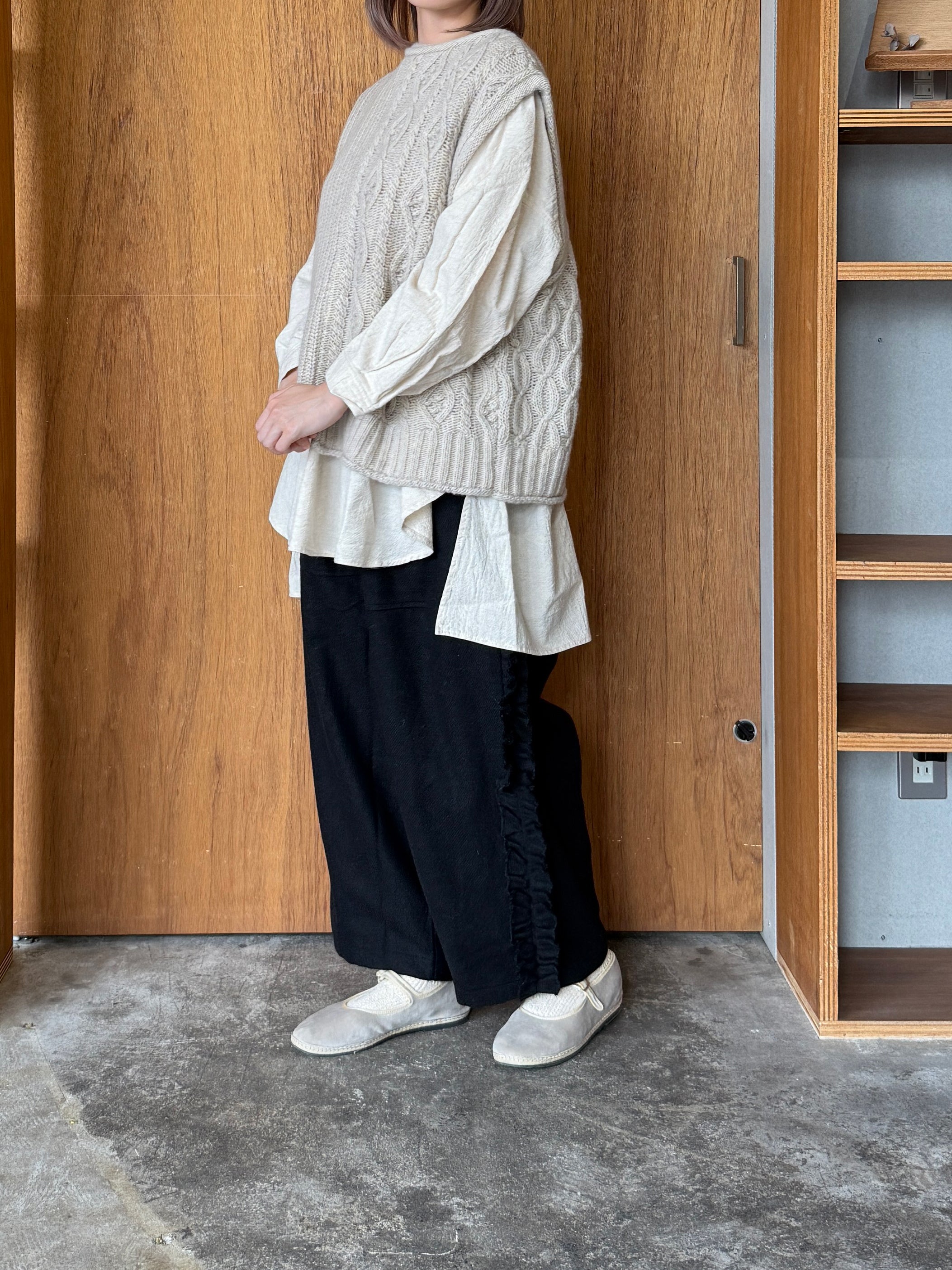 tumugu / ミックスケーブルユニット 2wayベスト（BEIGE）