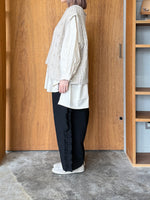 tumugu / ミックスケーブルユニット 2wayベスト（BEIGE）