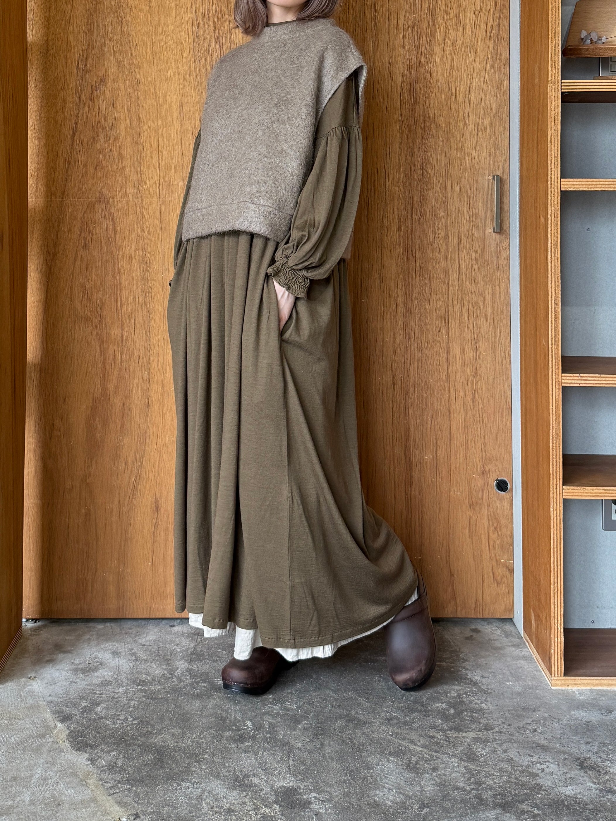 PARIS DE AOUNE /  シープヘアーモヘア ベスト（グレージュ）