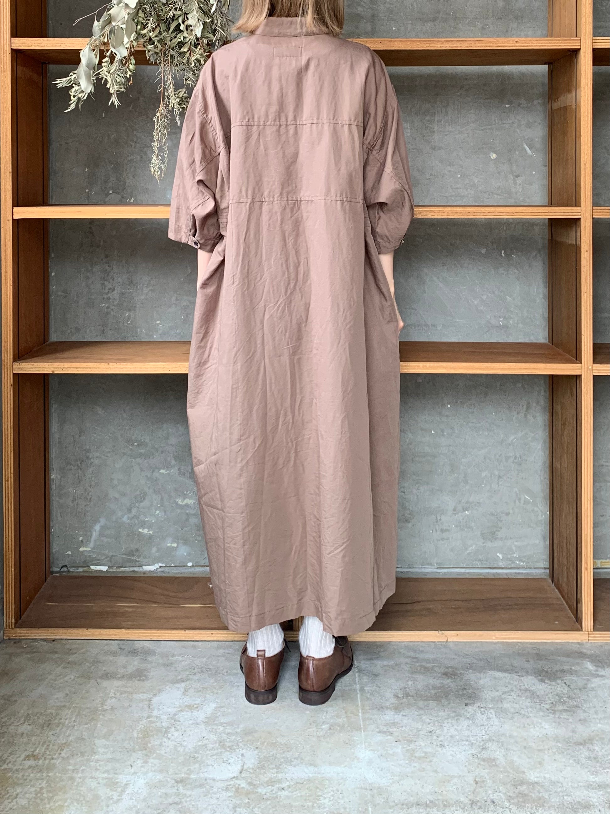 Vlas Blomme / Cotton Ramie Poplin シャツドレス(Olive)