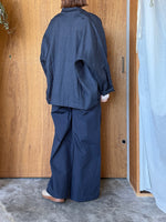 TISSU / フレンチリネン スタンドカラーシャツJK（ネイビー）