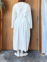Vlas Blomme / C/L High Count カットオフジャンパースカート (Vintage White)