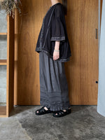 tumugu / カディコットン　ブラウス（BLACK）