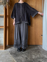 tumugu / カディコットン　ブラウス（BLACK）