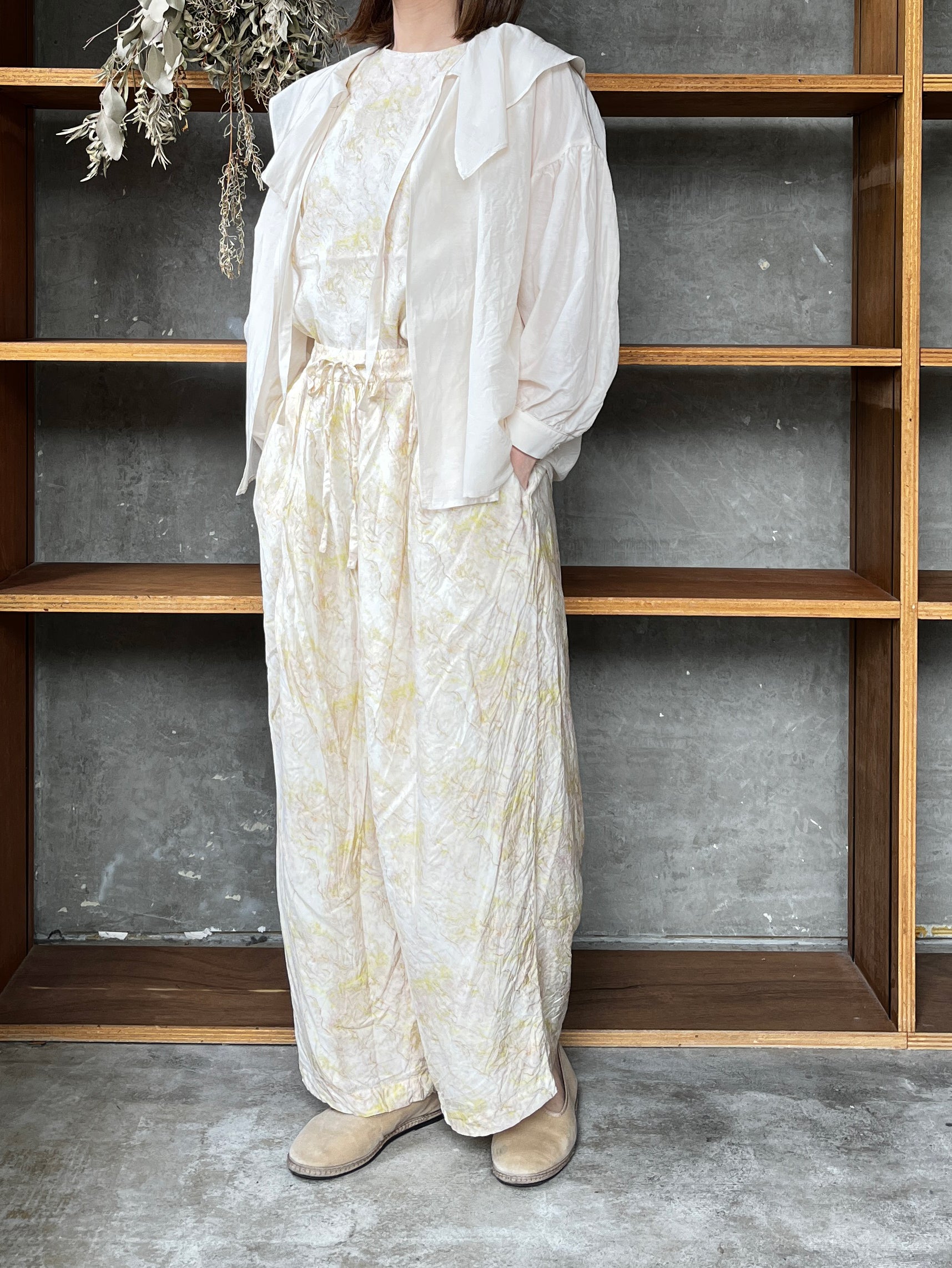 ROBE de PEAU / MARBLE PATTERN SLEEVELESS PULLOVER (SKIN MARBLE)