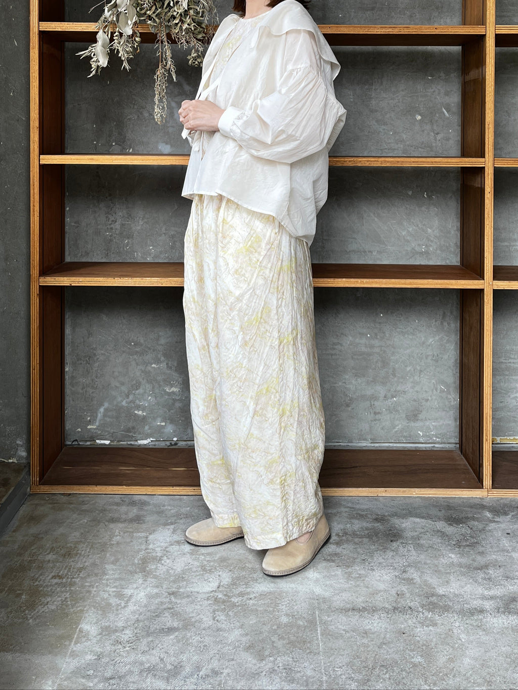 ROBE de PEAU / SHEER HAORI BLOUSE (ECRU)