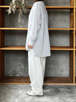 ROBE de PEAU / PETIT COL BLOUSE (LIGHT GRAY)