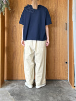 UNIVERSAL SEVEN / クラシック天竺 ネックフリルTシャツ（ネイビー）