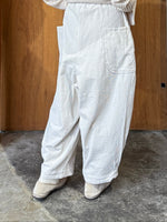 tumugu / ソフトコーデュロイ コクーンパンツ（IVORY）