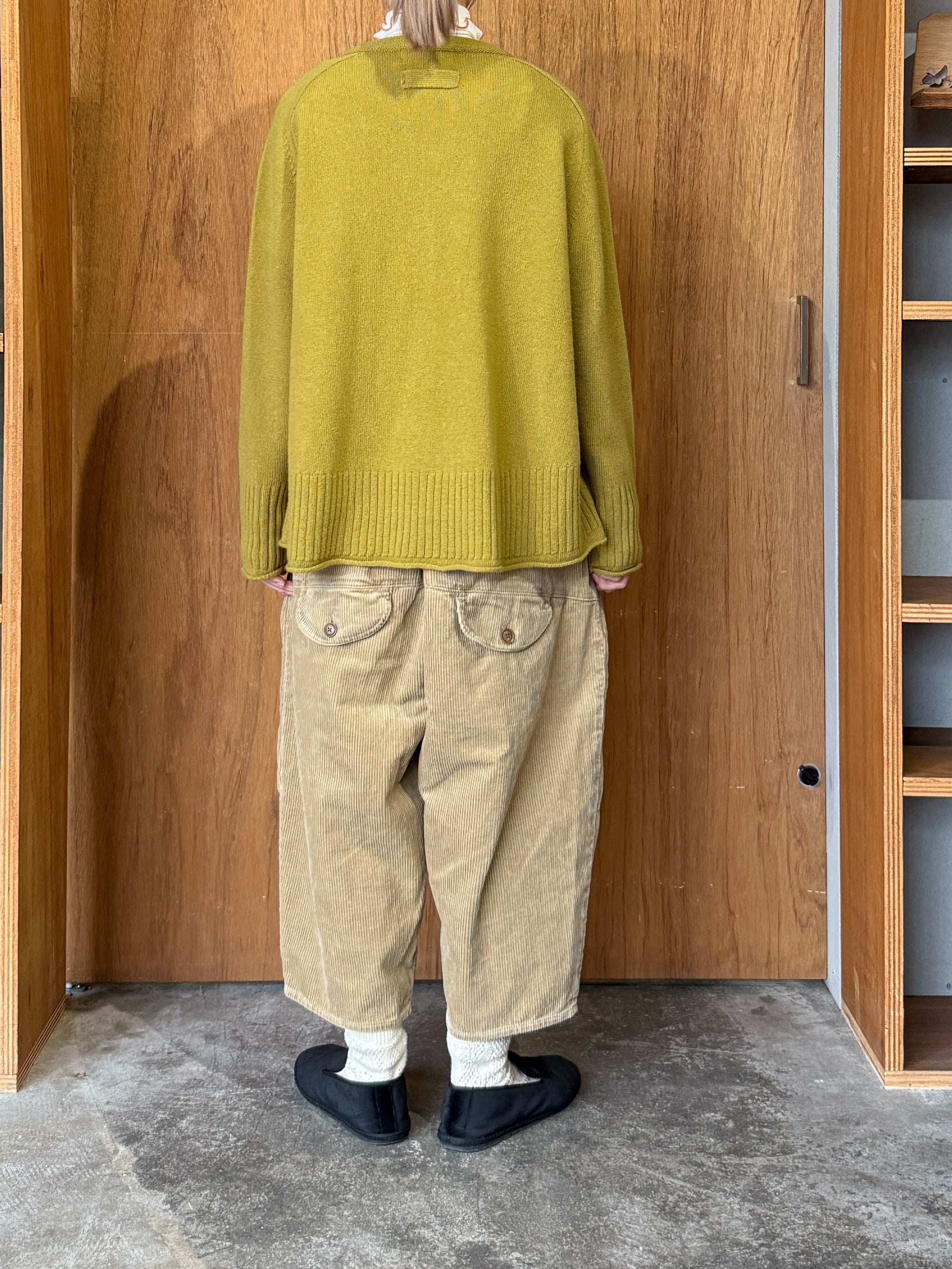 tumugu / オーガニックコットンコーデュロイ ティンカーパンツ（BEIGE）