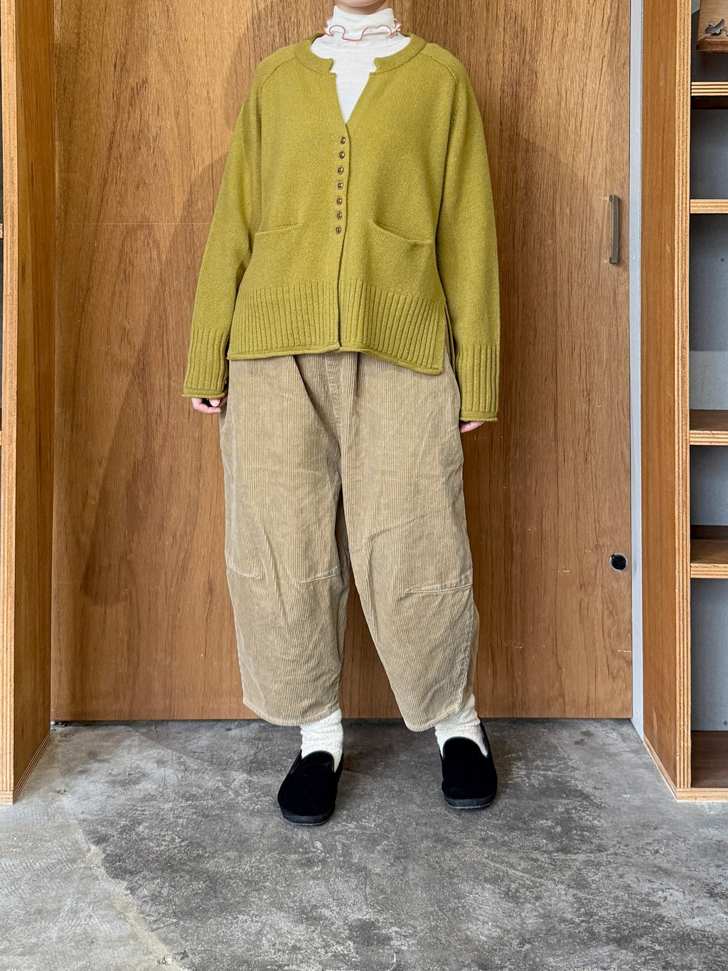 tumugu / ふわふわウール カーディガン（OLIVE）