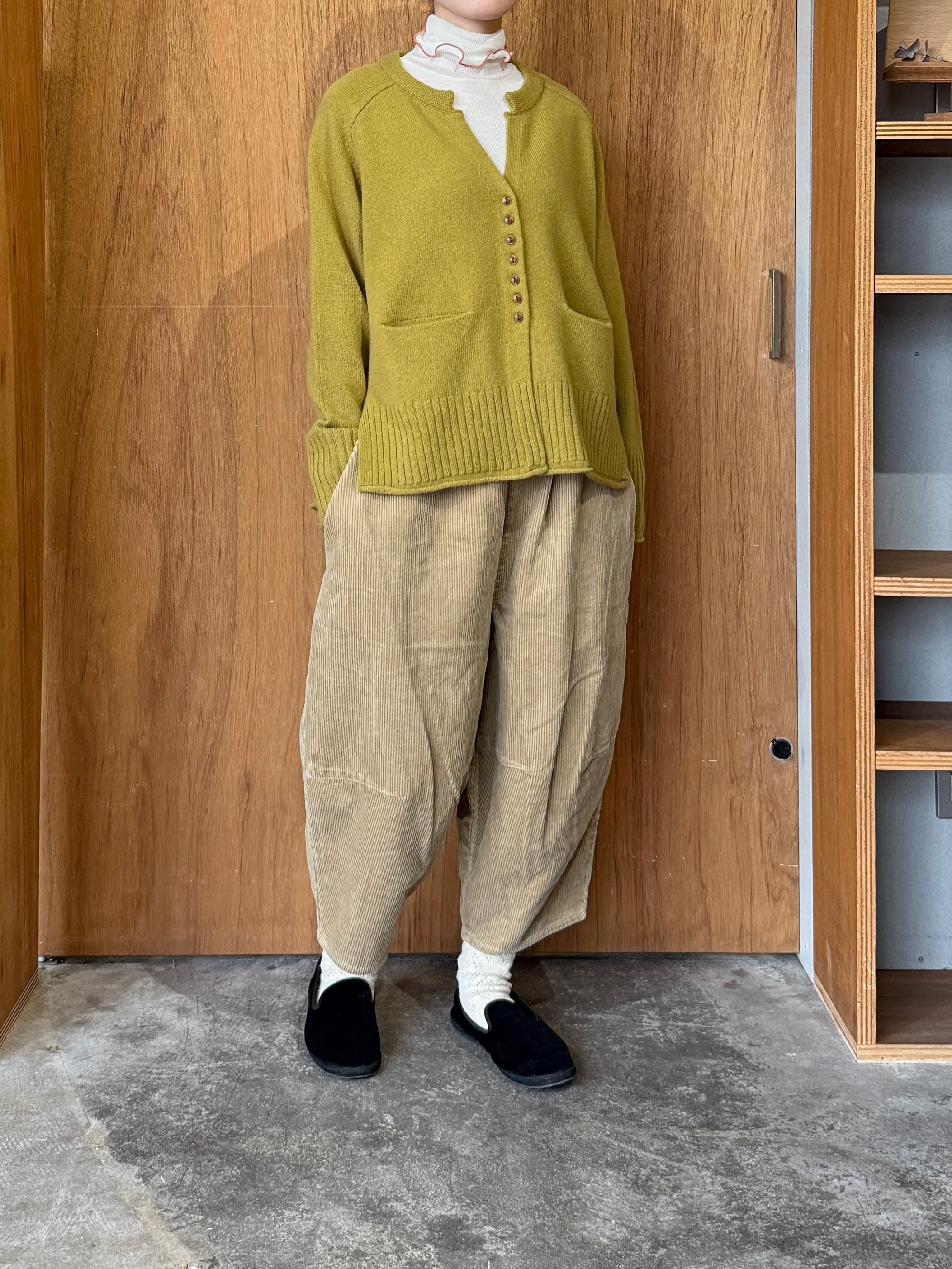 tumugu / ふわふわウール カーディガン（OLIVE）