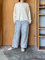 qiri / old letter flowers curve pants (ベージュ)