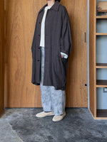 qiri / old letter flowers curve pants (ベージュ)