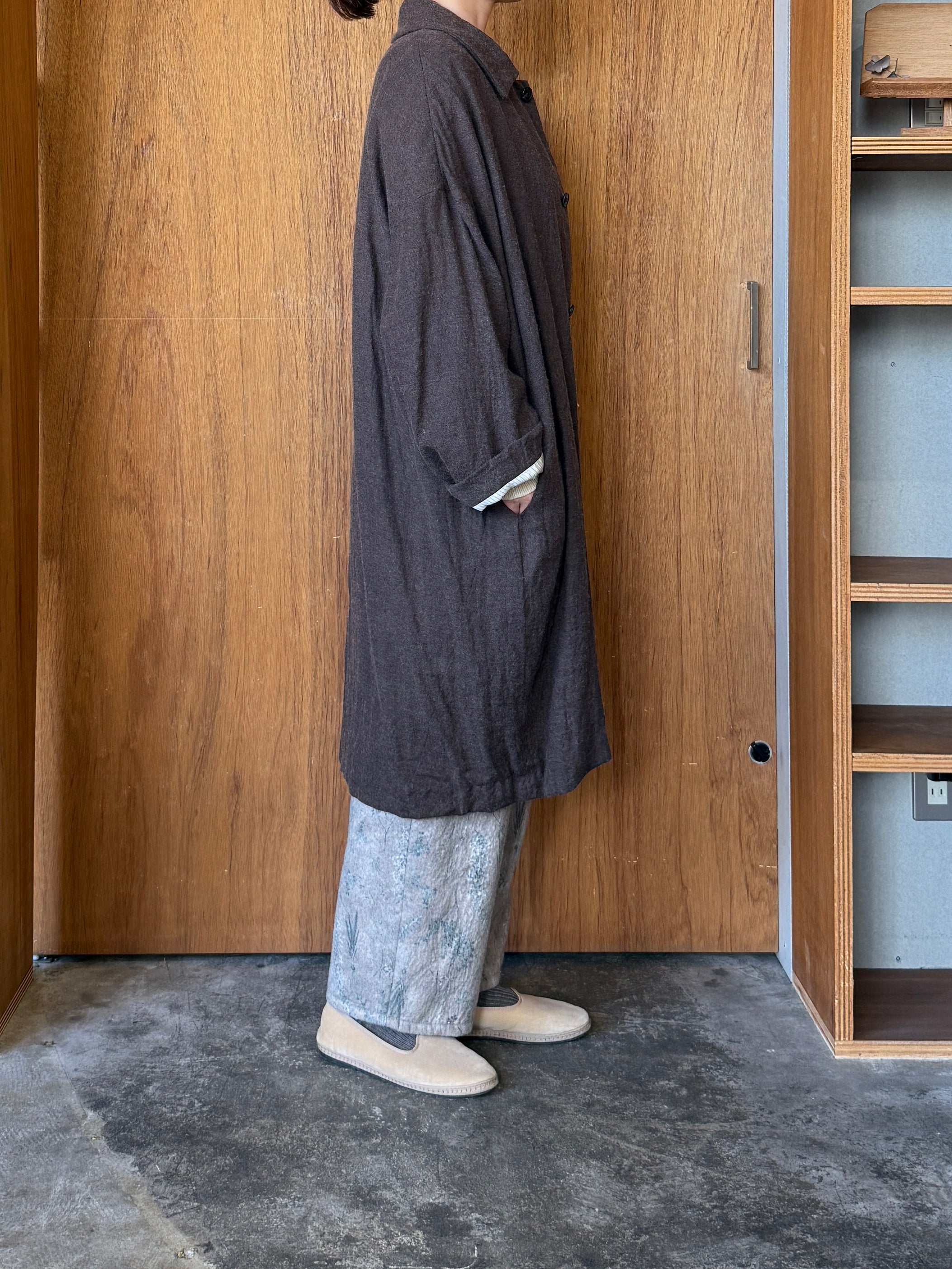 qiri / old letter flowers curve pants (ベージュ)