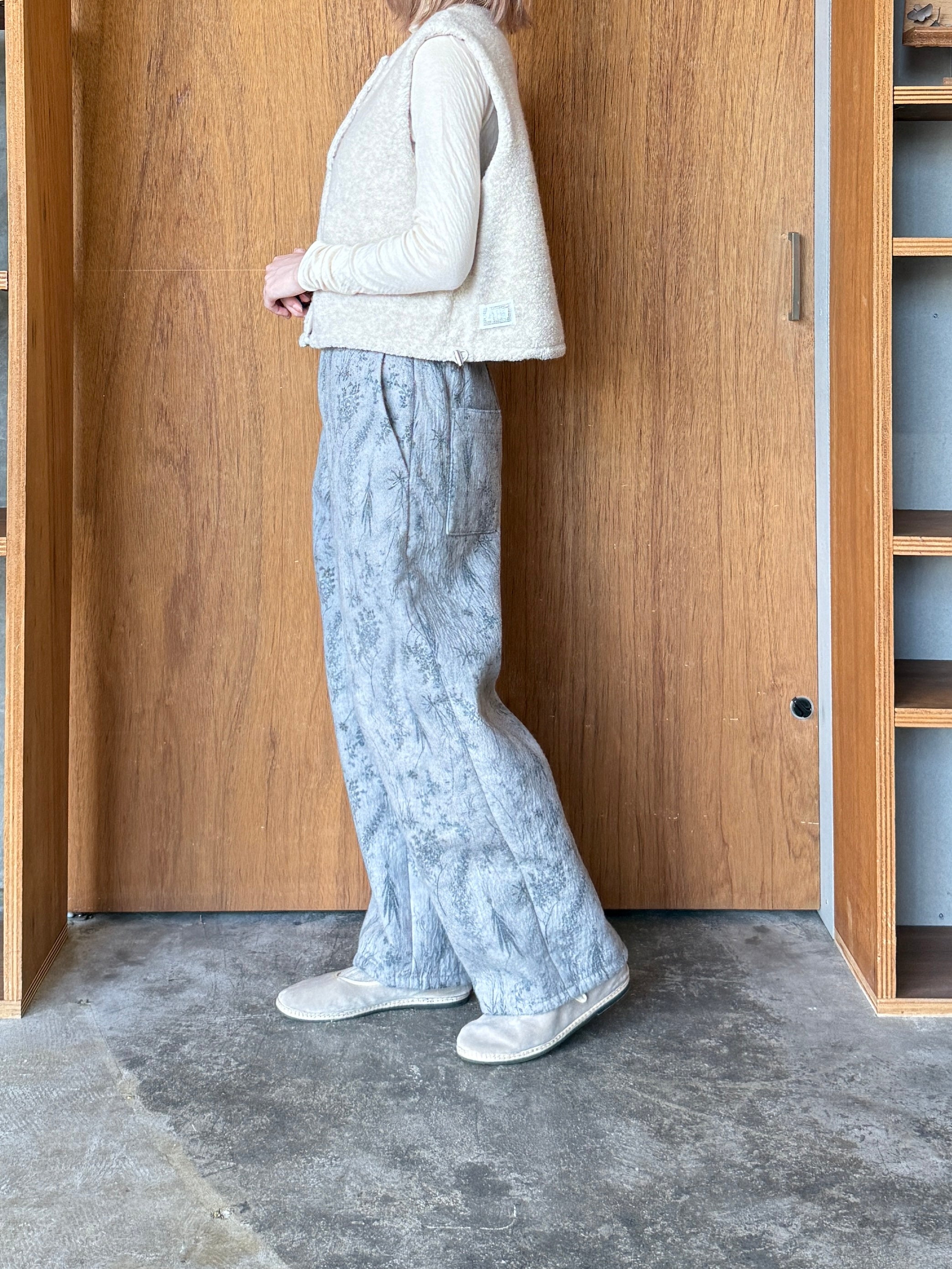 qiri / flower dot quilt JQ short reversible vest (ライトピンク)