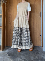 qiri / turu flower embroidery オールインワン(サンド)