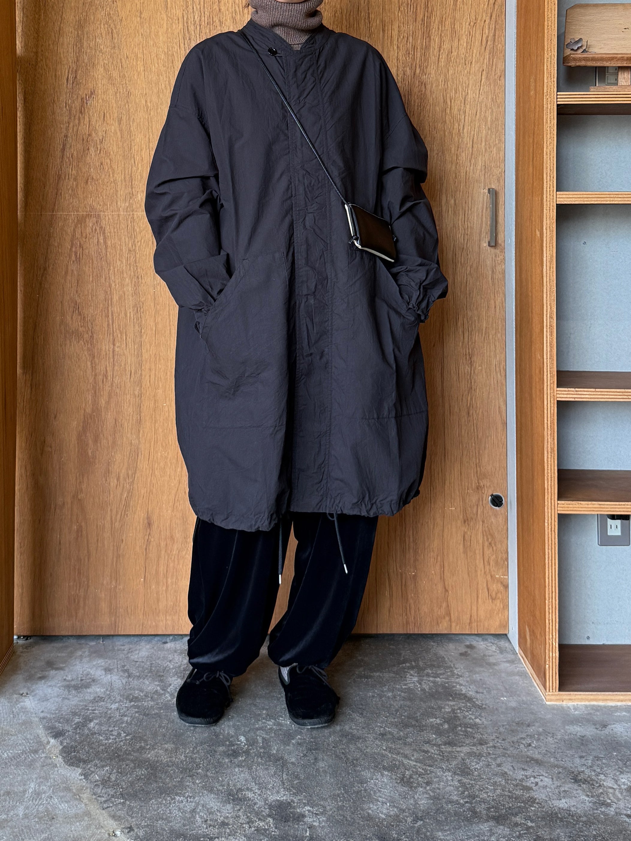 ROBE de PEAU / SNOW VELOUR PANTS (BLACK)