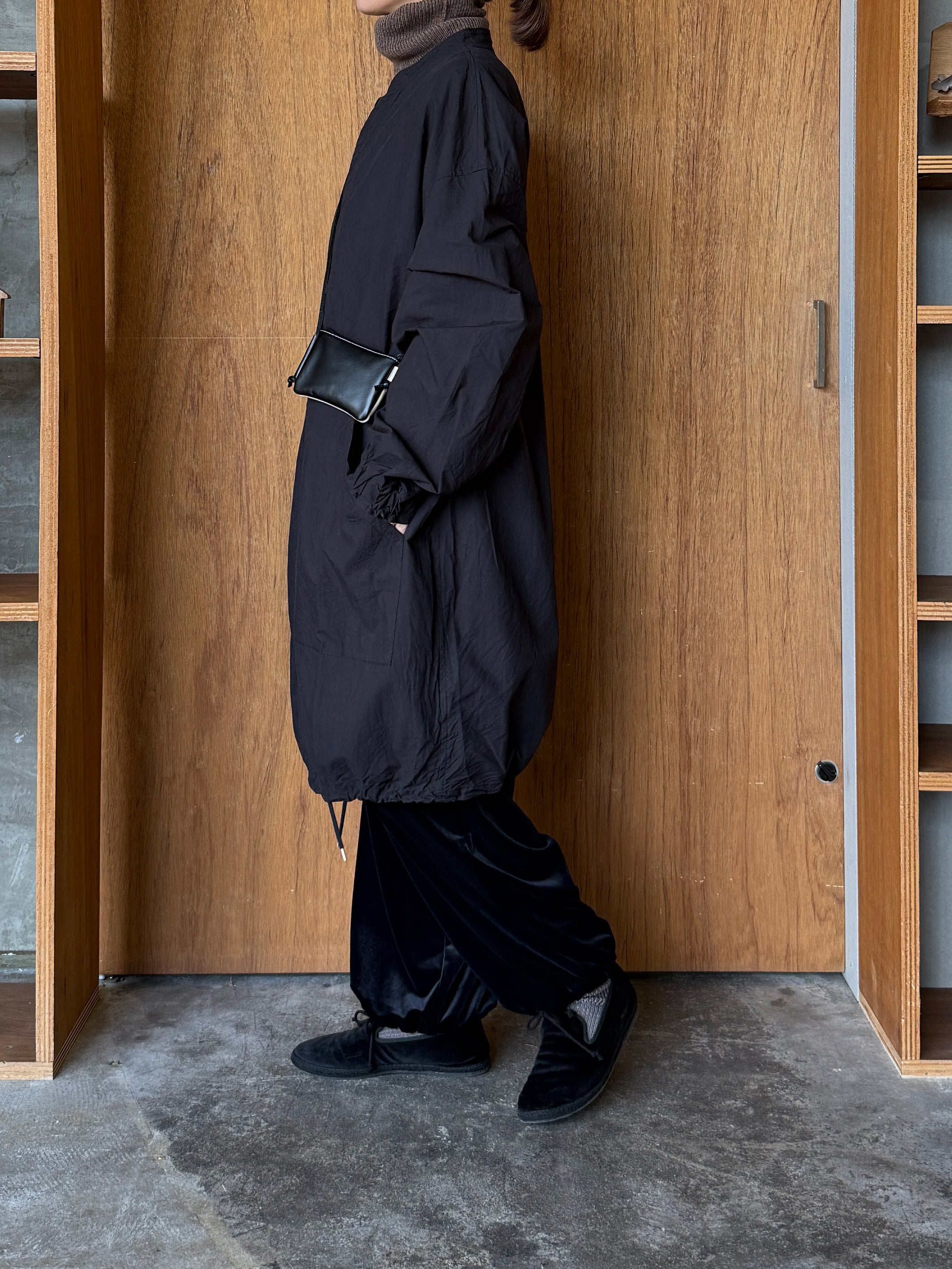 ROBE de PEAU / SNOW VELOUR PANTS (BLACK)