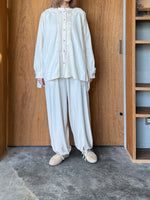 ROBE de PEAU / SNOW VELOUR PANTS (IVORY)