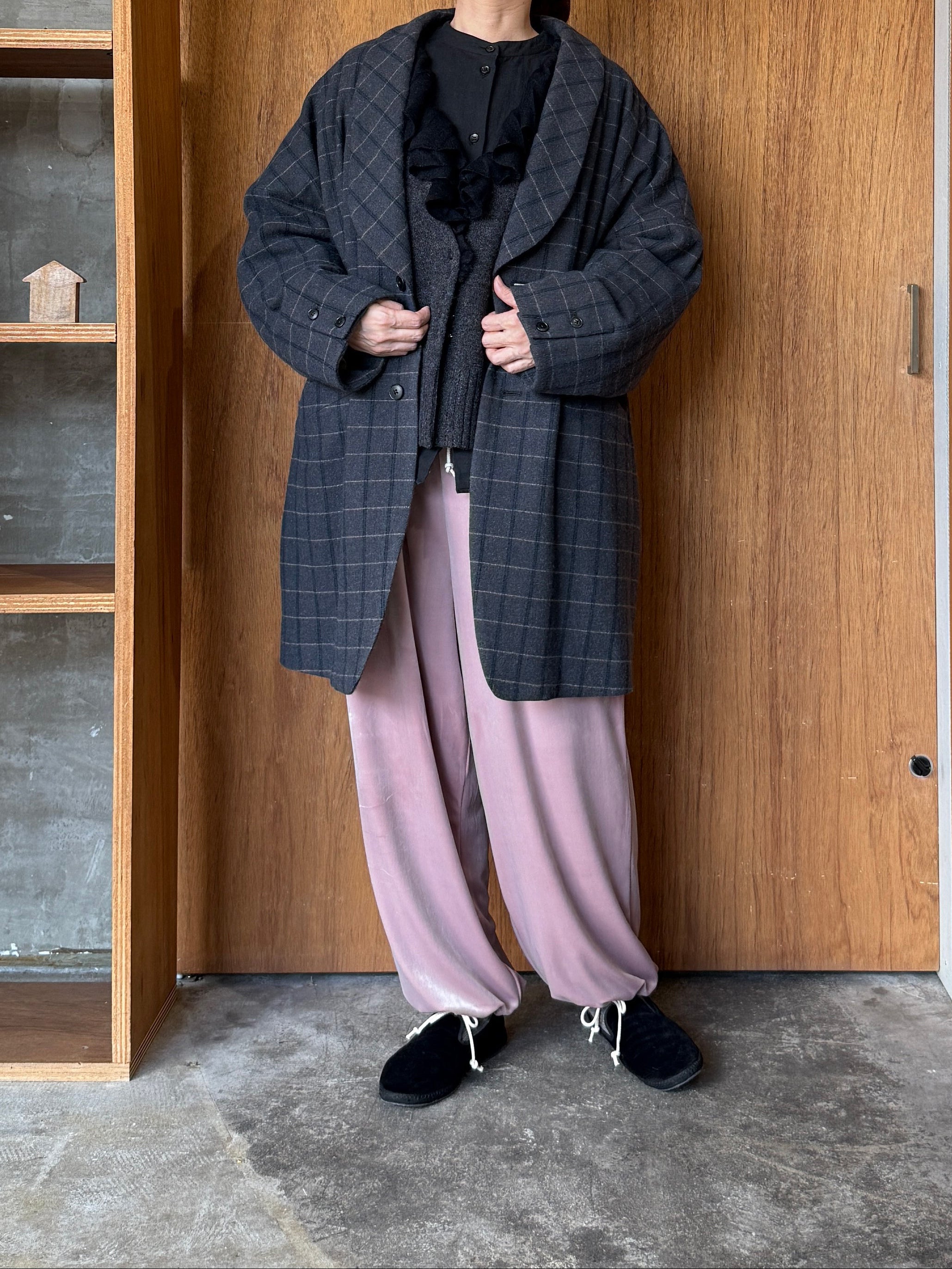 ROBE de PEAU / SNOW VELOUR PANTS (GRAYISH PINK)