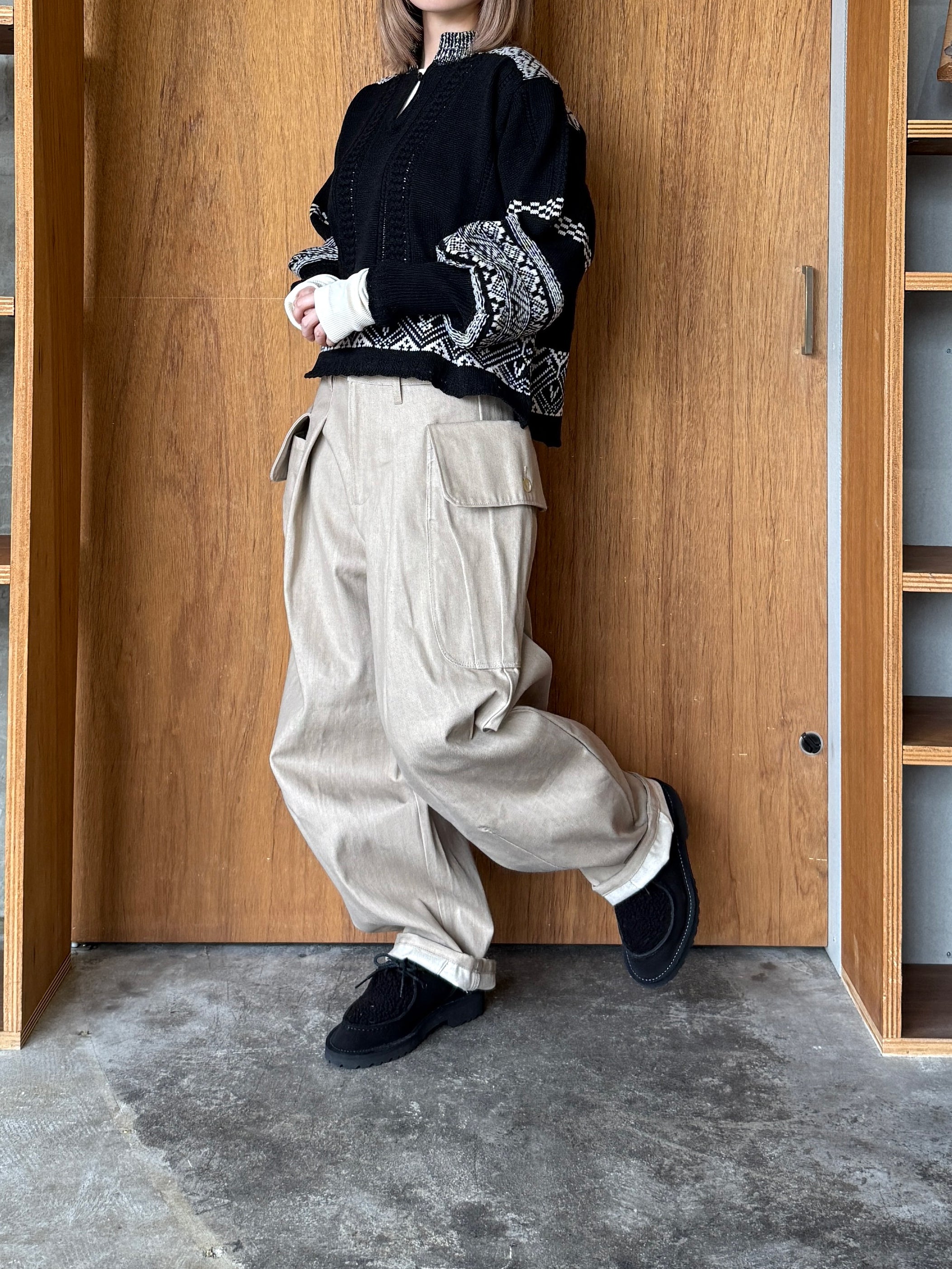 ASEEDONCLÖUD / P.E. trousers（Sand Beige）