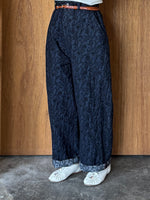 qiri / garden embroidery denim pants (navy × black)