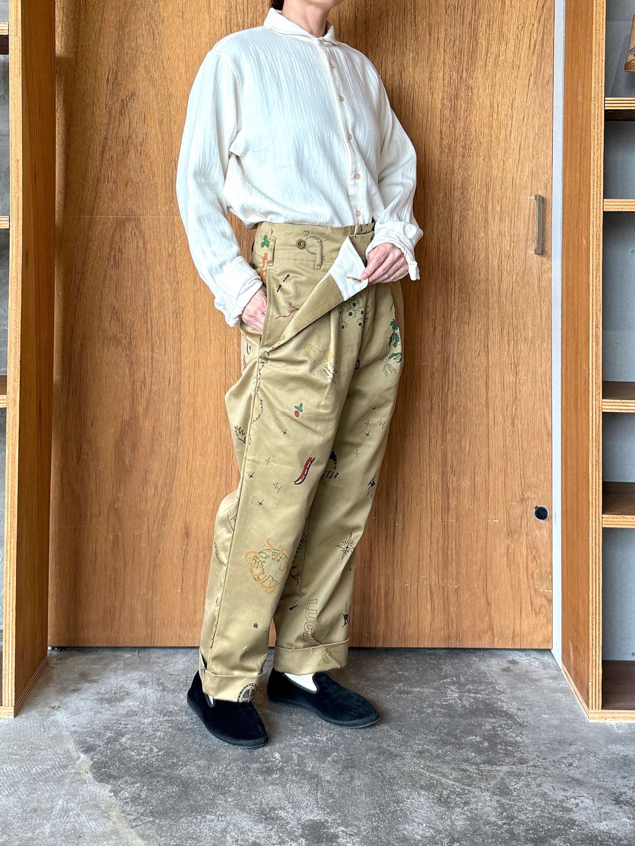 ASEEDONCLÖUD / Study uniform slacks（Beige）