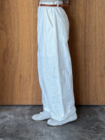 qiri / garden embroidery denim pants (white)